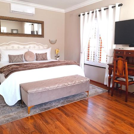 Meerendal Cottage-Affordable Luxury-Private Garden With Pool & Hot Tub Cape Town Eksteriør bilde