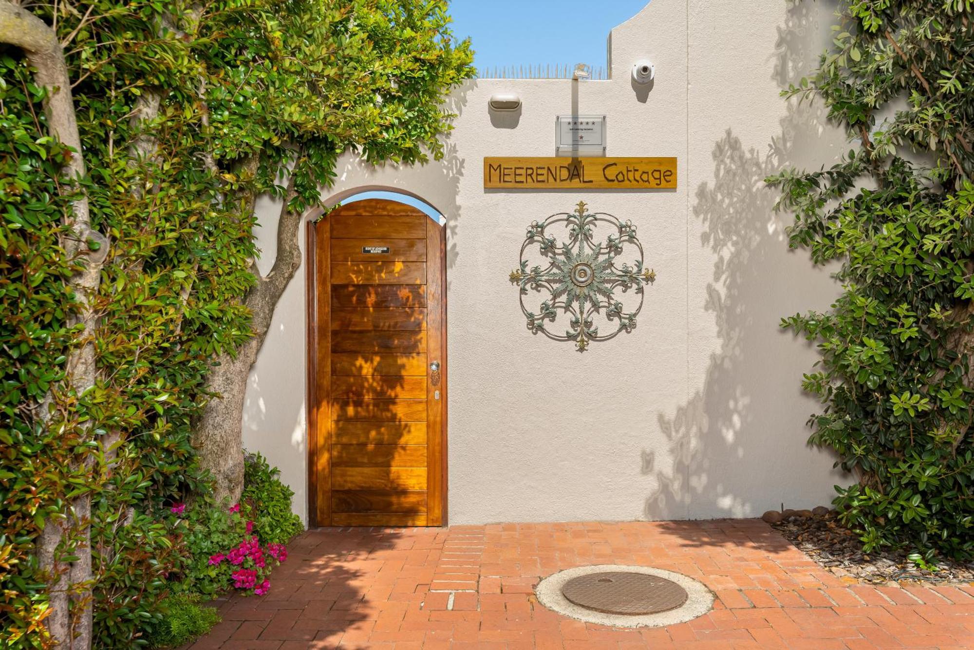 Meerendal Cottage-Affordable Luxury-Private Garden With Pool & Hot Tub Cape Town Eksteriør bilde